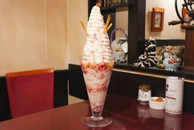 締切間近‼️【残り1枠】7/21 超デカ盛りパフェ🍨🍓