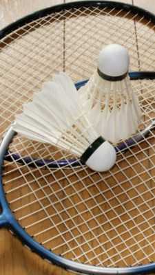 楽しく笑い合いながらバドミントンを楽しむサークル🏸