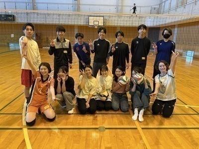 初心者大歓迎、20代で楽しめる方☺️楽しさ重視のバレーボールをやって汗流しましょう😙