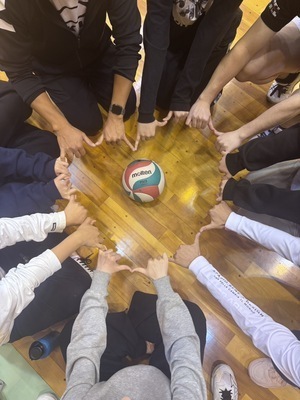 楽しくバレーボールしましょー✨