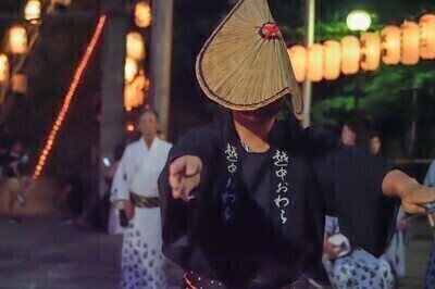 男踊り、女踊り、唄、三味線、胡弓のお稽古