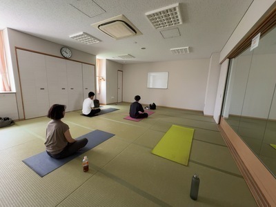 初心者向けの朝ヨガ教室🧘