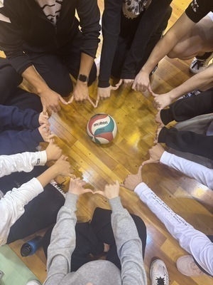 楽しくバレーボールしましょー✨