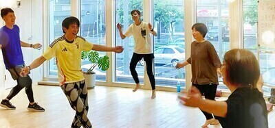 【"音楽 × 筋トレ" の 大人の体操教室（グループレッスン）】40代～60代の運動超初心者さん大大大歓迎