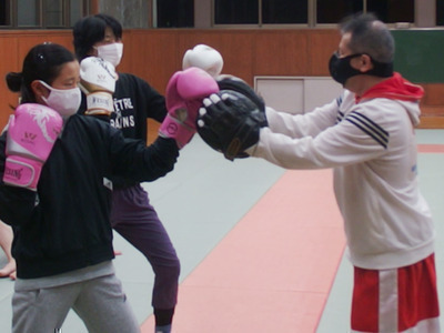 キックボクシング無料体験！初心者レッスン＆経験者スパー♪