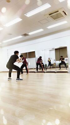 【"音楽 × 筋トレ" の 大人の体操教室（グループレッスン）】40代～60代の運動超初心者さん大大大歓迎