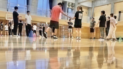 5/4(月祝)大人のエンジョイドッチボール🍒世田谷区の下北沢🏐勝気で投げていいのに男女問わず楽しめる会🏀個人参加型サークル🍎勧誘系全般と無関係🍏18歳以上限定※大学生OK🍒ニコキス 