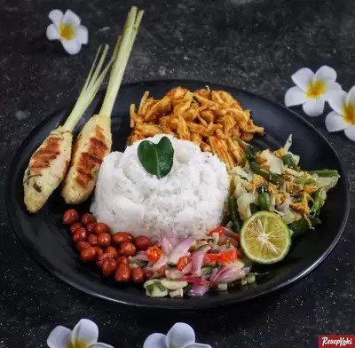 バリ島の味を楽しむ、ナシ・チャンプル・バリ料理教室 🌴🍚
