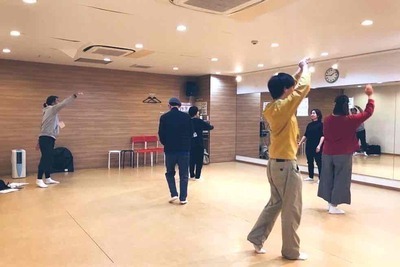 ギャラリー｜期間限定劇団　座・大阪市民劇場