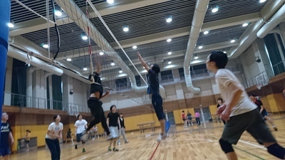 ギャラリー｜TEN TEN (男女混合バレーボールチーム)