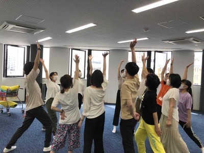 ギャラリー｜未経験から舞台へ　期間限定劇団「座・大阪市民劇場」