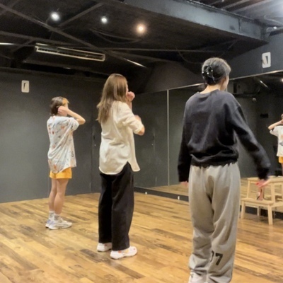 ギャラリー｜話題のダンス完コピしましょ