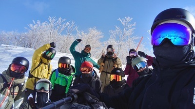 ギャラリー｜初心者から上級者まで気軽にスノーボードを楽しむ社会人サークル🏂