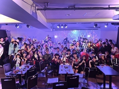 プロフィール｜TOMOS