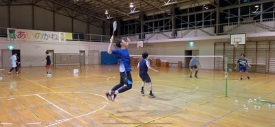 プロフィール｜仙北バドミントン